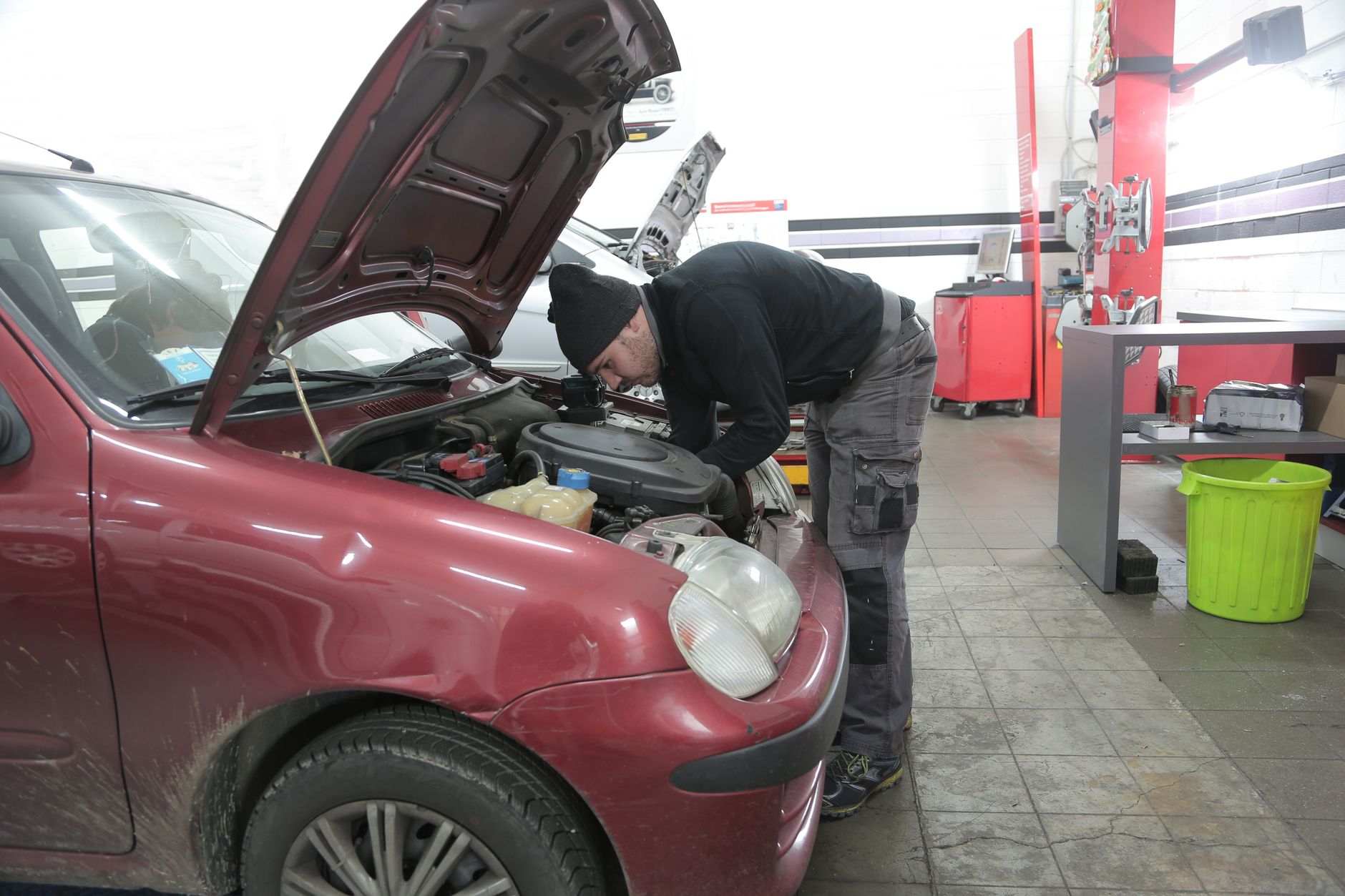 Réparation Voiture équipe à Orléans